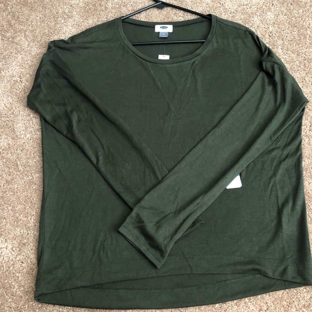 Old navy tee shirt!